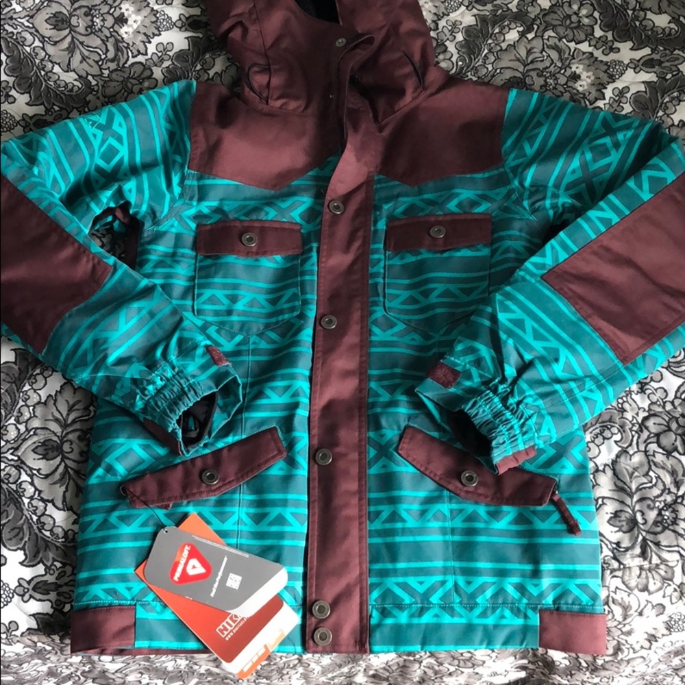Nikita snowboarding jacket